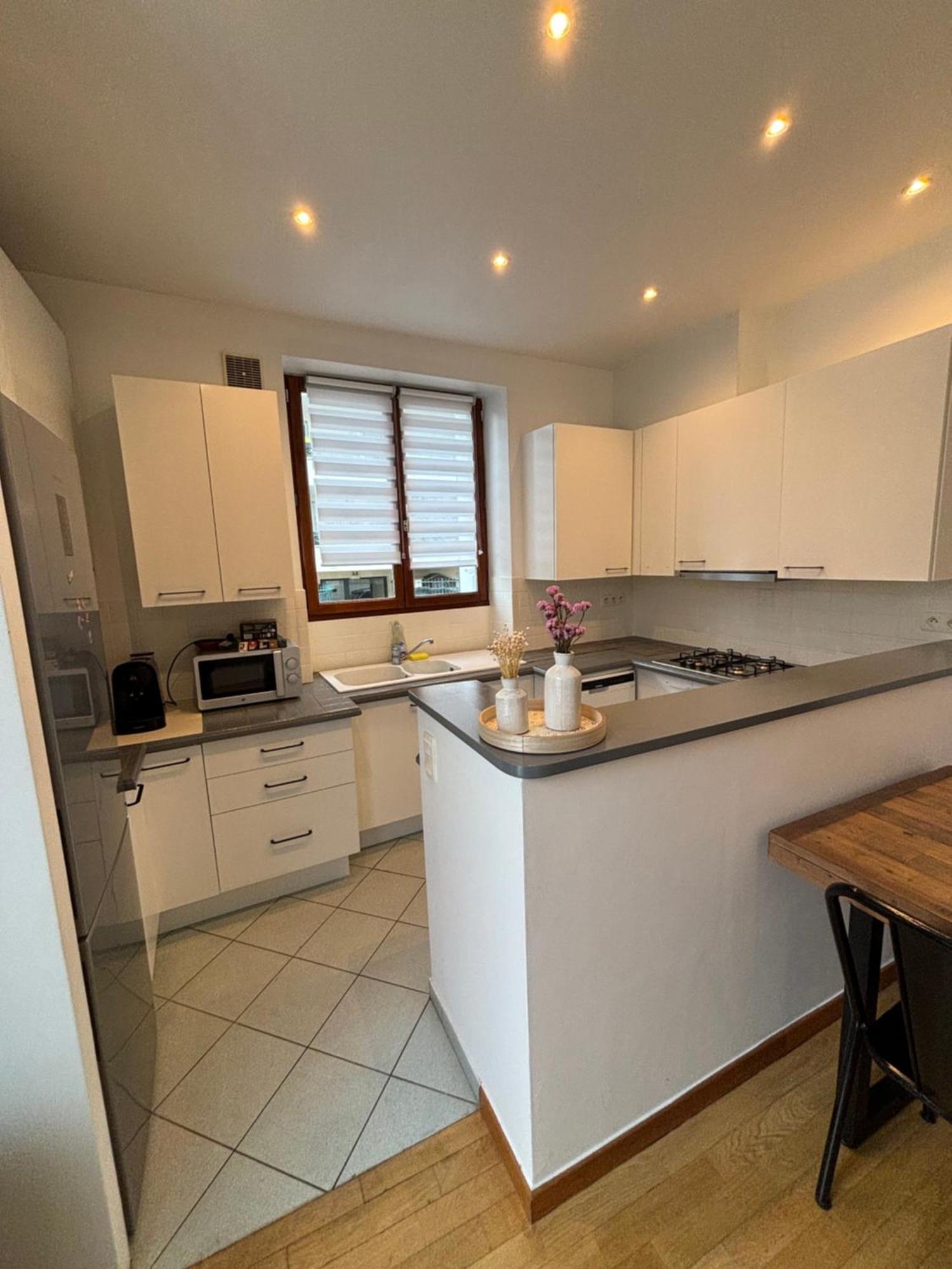Appartement 2 Chambres Dans Une Belle Maison A Proximite De Paris อานีแย-ซูร์-แซน ภายนอก รูปภาพ